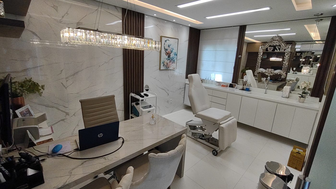 Sala de procedimentos da Clínica Maeda